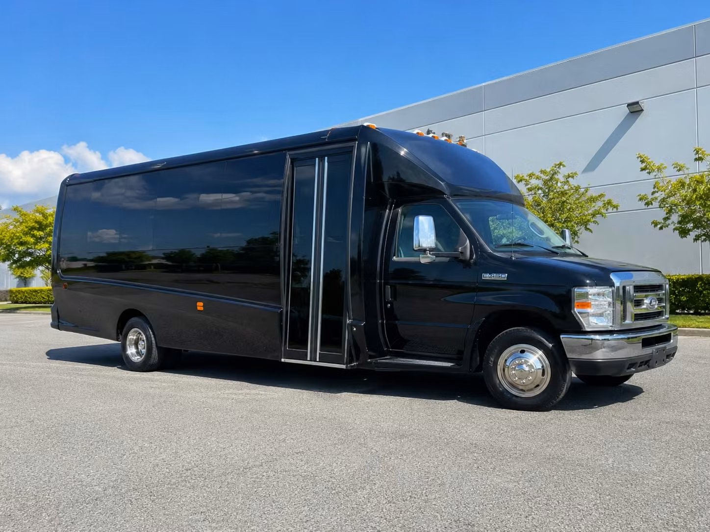 bus rentals for flagstaff proms homecomings